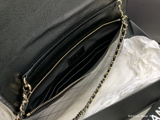 Hyper Peter WALLET-25*12.5cm CHANEL 0726